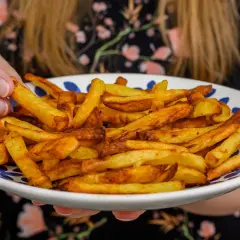 Frytki z młodych ziemniaków nie wyszły chrupiące. Zobacz, dlaczego się nie udają.
