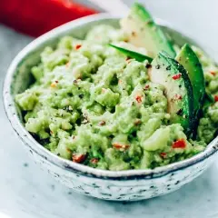 Guacamole do czego - odkryj najlepsze potrawy i przekąski z guacamole