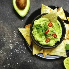 Jak zrobić guacamole do nachos – prosty przepis na pyszną przekąskę