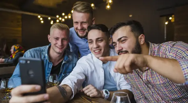 Stek, cygaro, rozrywka: rytuał dżentelmenów. Stwórz niezapomniany wieczór