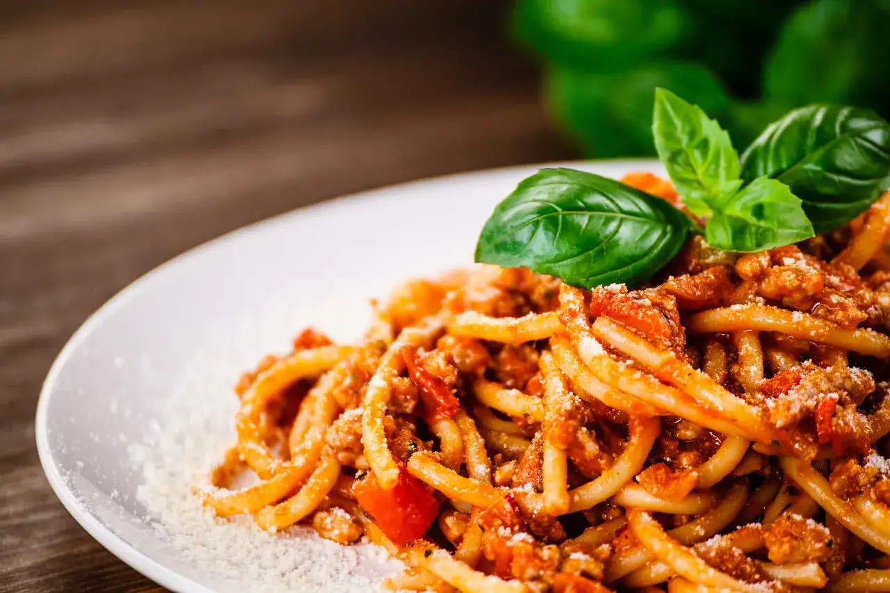 Zdjęcie Jak zrobić sos do spaghetti z mięsem mielonym – prosty przepis na smakowity obiad