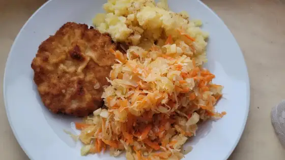 Co pasuje do schabowego? Odkryj najlepsze dodatki!